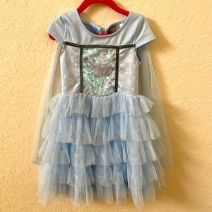 Girls CS Elsa dress with detachable cape